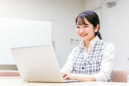 「仕事中に足を組むことがほぼなくなりました！」